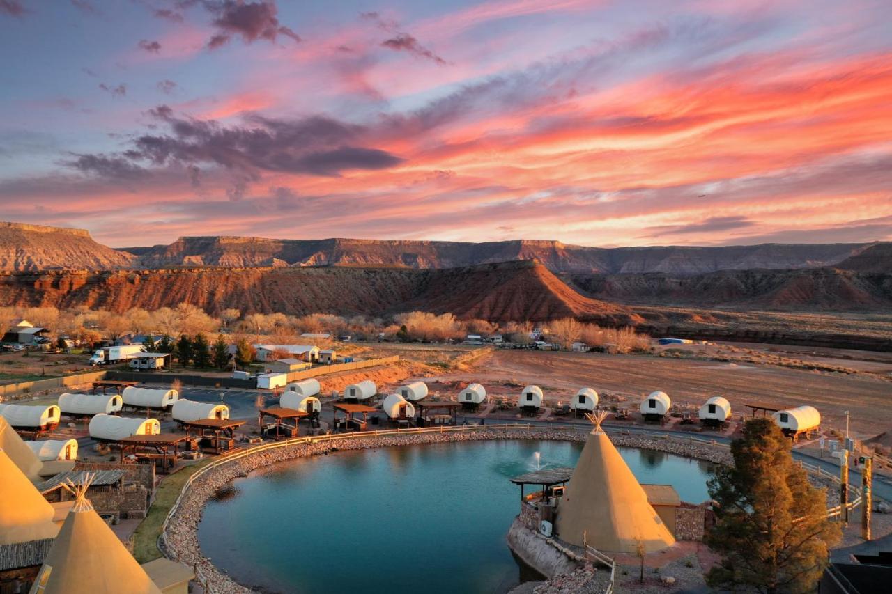 Zion White Bison Glamping & Rv Resort เวอร์จิน ภายนอก รูปภาพ