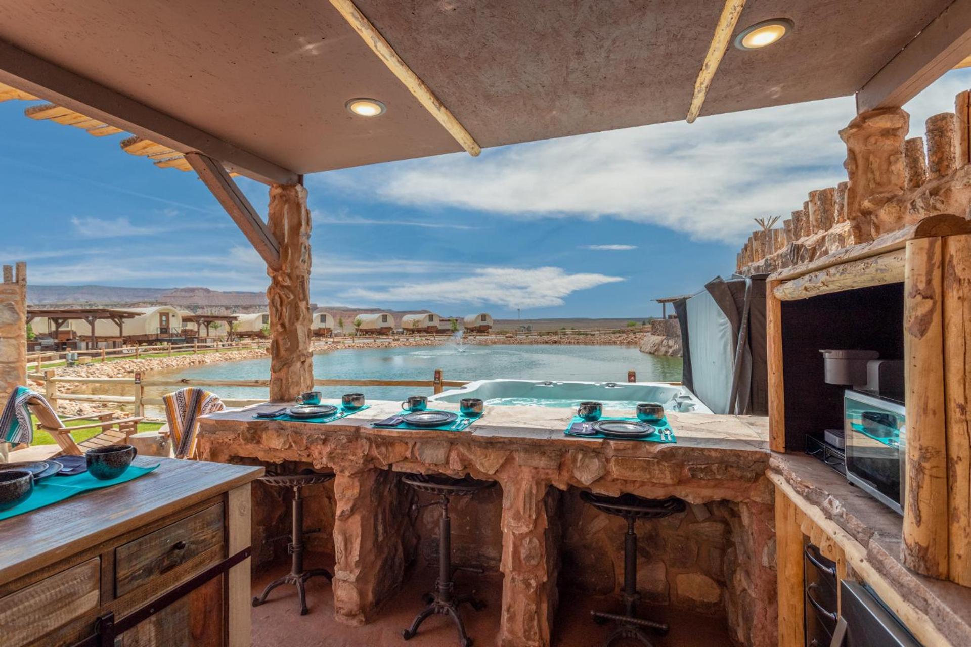 Zion White Bison Glamping & Rv Resort เวอร์จิน ภายนอก รูปภาพ